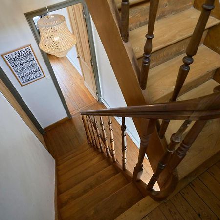 Апартаменты Beautiful 1900 House Full Equipped, 4Bdrm+ Garden! Ламберсар Экстерьер фото