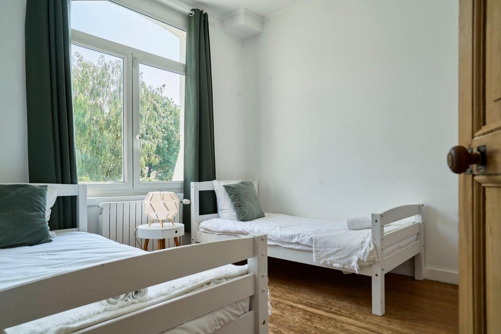 Апартаменты Beautiful 1900 House Full Equipped, 4Bdrm+ Garden! Ламберсар Экстерьер фото