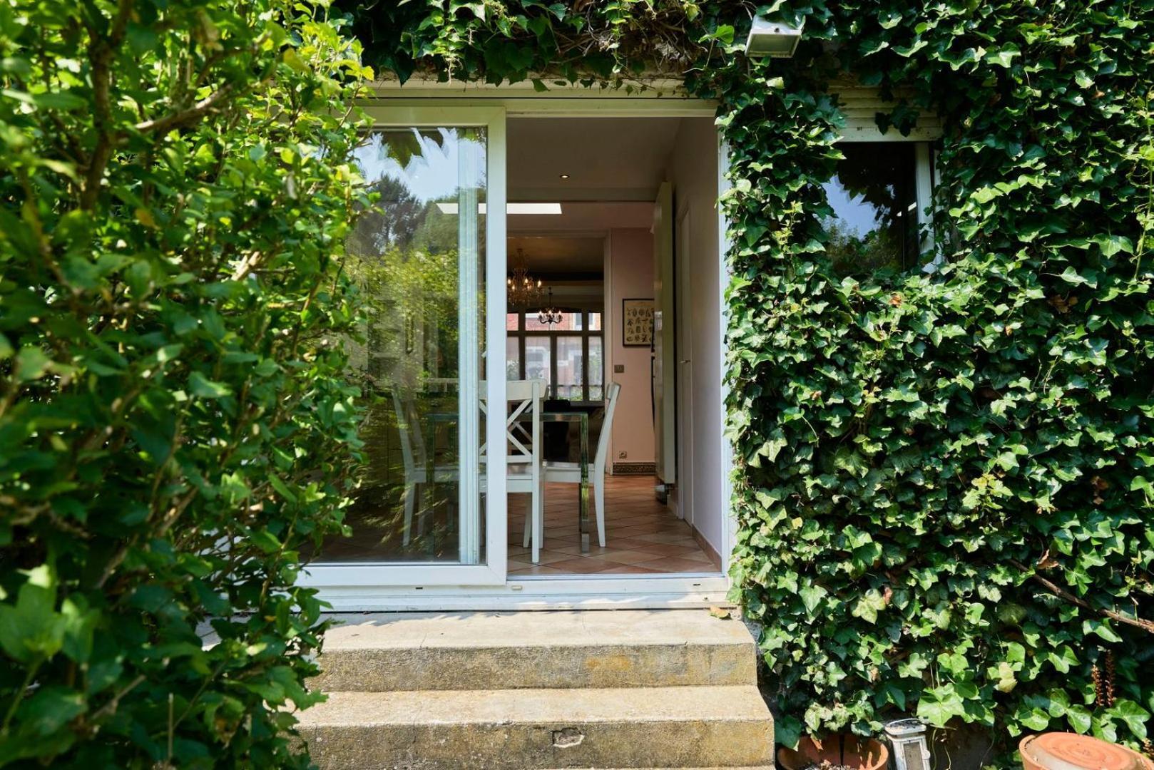 Апартаменты Beautiful 1900 House Full Equipped, 4Bdrm+ Garden! Ламберсар Экстерьер фото