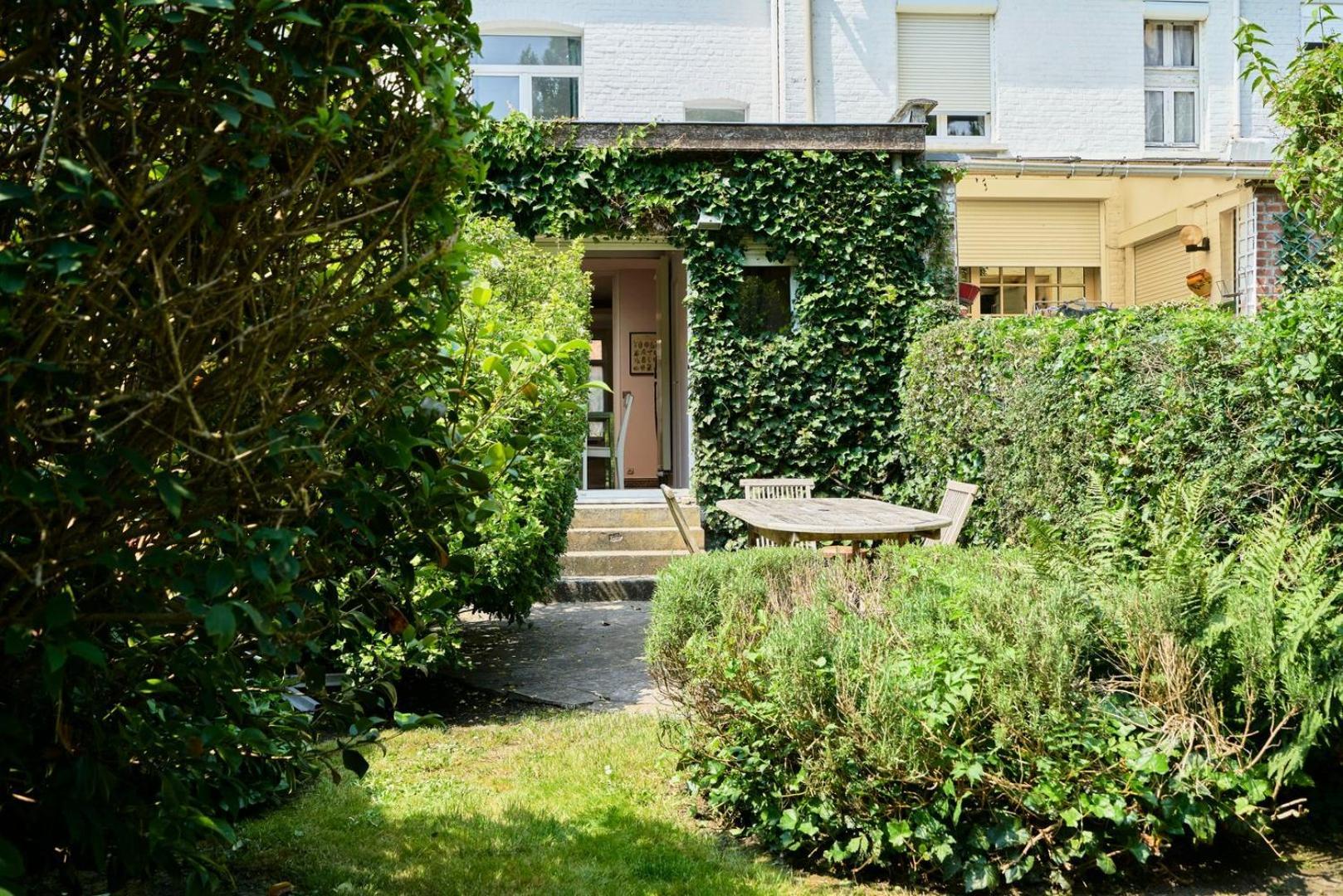 Апартаменты Beautiful 1900 House Full Equipped, 4Bdrm+ Garden! Ламберсар Экстерьер фото